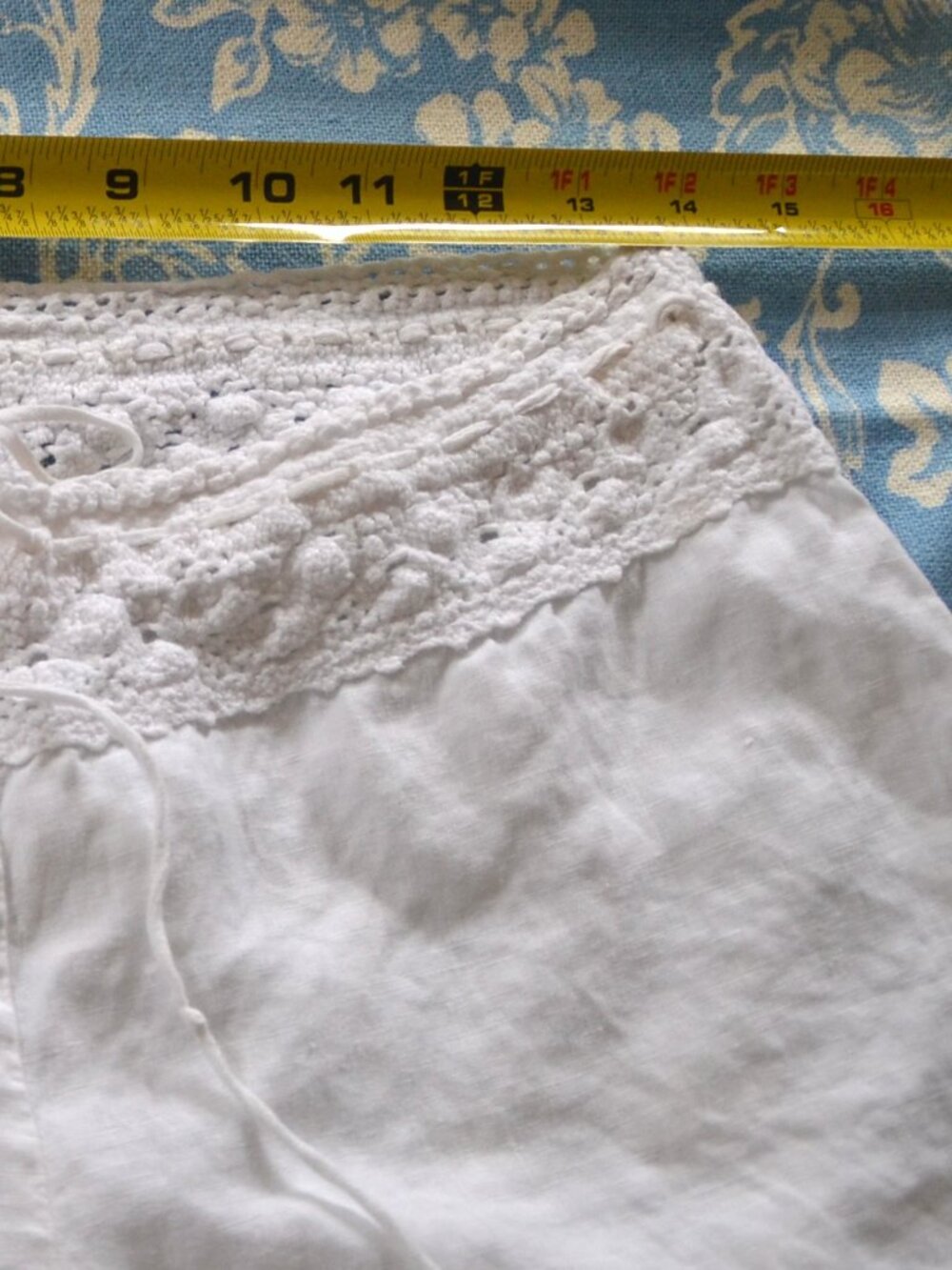 Forever Twenty One White Crochet 100% Linen Wide Leg Low Rise BOHO Pants SMALL - Picture 7 of 9